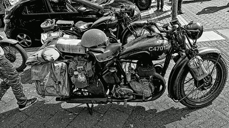 what happened on 2nd easter day