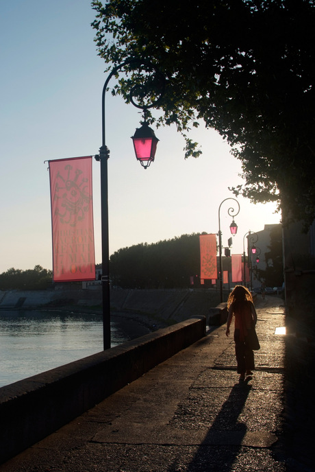 Meisje aan Rhone