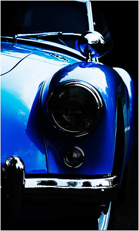1.Shapes in blue, MG-A 1960...