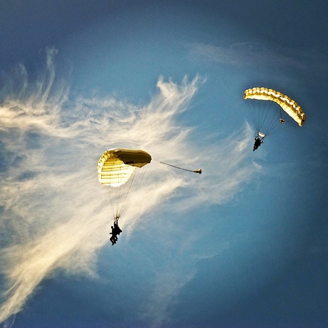 Skydiving Texel