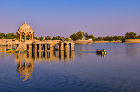Een avond op het meer