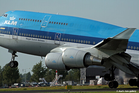 Boeing 747-400