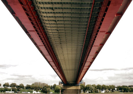 Brug Dusseldorf