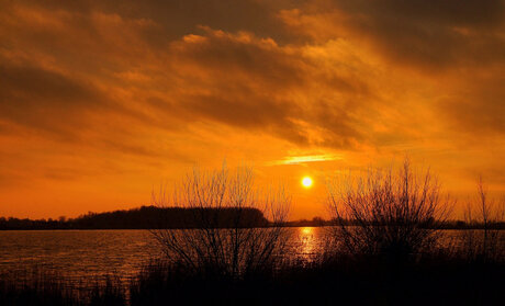 Zonsondergang.