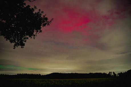 Achter de wolken schijnt het Noorderlicht...