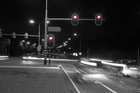 Zwart - Wit met een Rood tintje