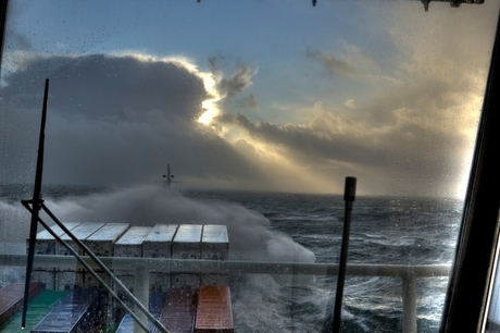 Noordzee windkracht 9