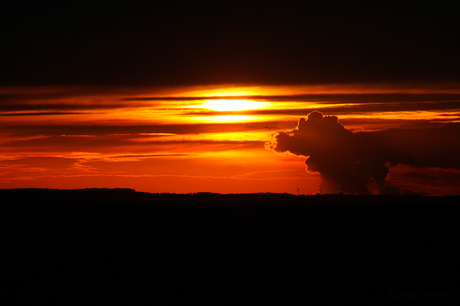 Zonsondergang bij Denemarken.......