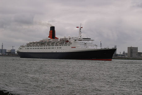 Queen Elisabeth 2