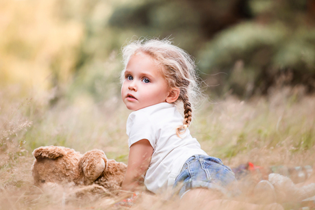 Spelen in het gras