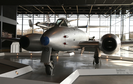 Gloster Meteor F.MK.4