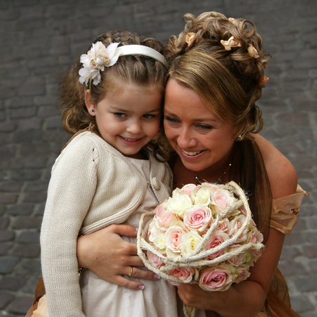 Niki met haar bruidsmeisje