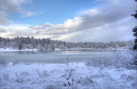 HDR foto van een meer in Trondheim