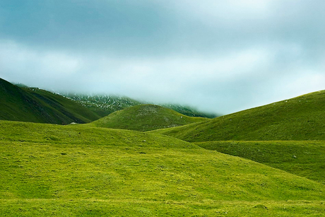 Gelaagd berglandschap