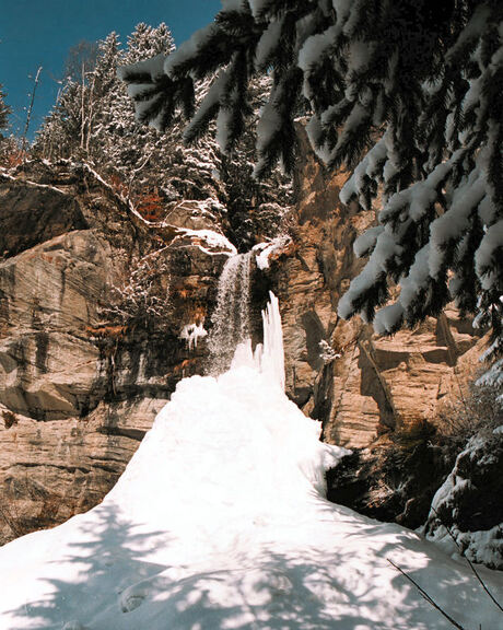 Winter-Waterval