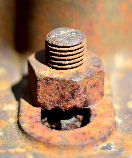The old rusty bolt...