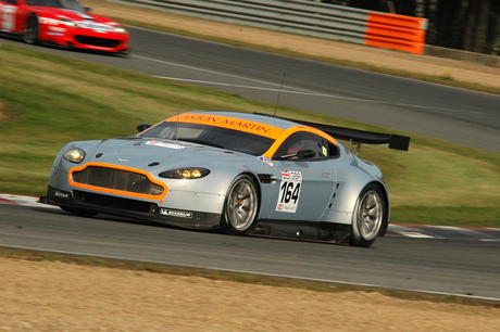 Aston Martin Vantage G2