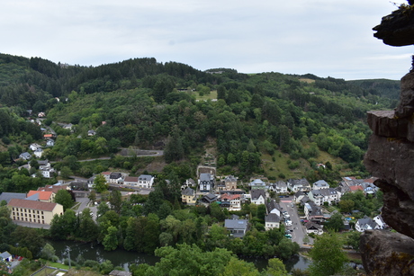 Mooi uitzicht vanaf Kasteel Vianden (Luxemburg)