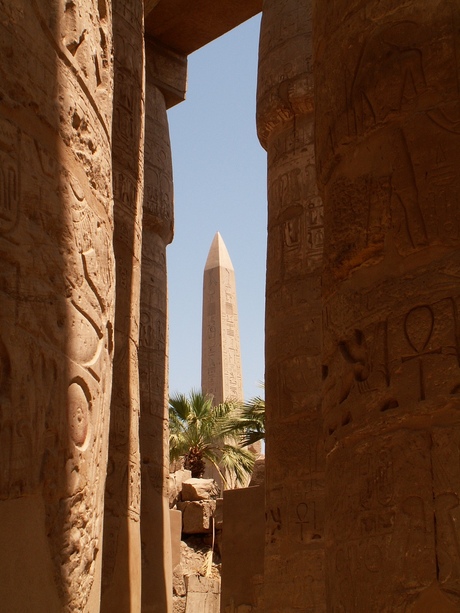 Obelisk, tempel van Karnak, Luxor