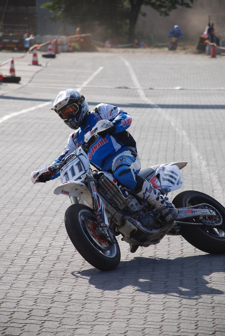 Supermoto2