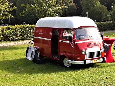 20190915_145154 Foodtruck Renault Estafette 1000 uit 1980 foto 15 sept 2019