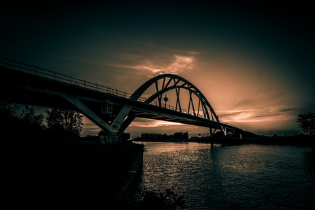 Walfridus spoorbrug Groningen