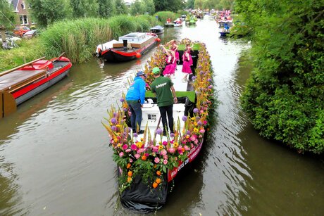 P1250232  Westland Varend Corso nr3  Finale boot nr47  komt als laatste  op de Oude Leede   21 juni 2024  