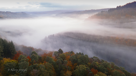 Mist in het dal