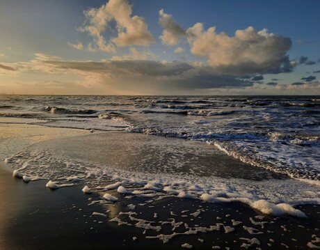 Lichtval over de Noordzee