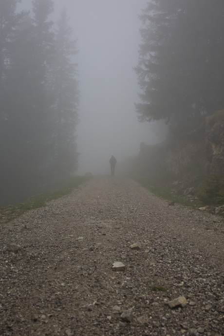 Dichte mist op de berg