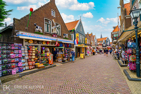 De kleurrijke straatjes van Volendam