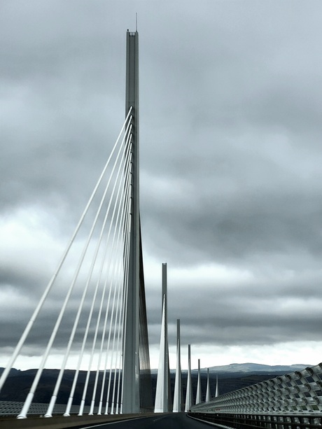 De hoogste brug van Europa. Pont de Millau