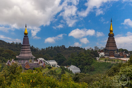 Twin pagodes