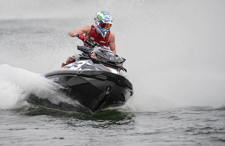 jetski , lac de l'eau d'heure2024