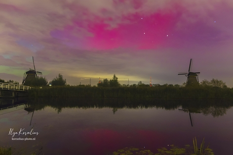 Noorderlicht in Kinderdijk 