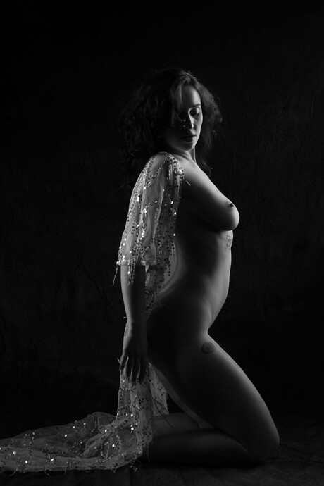Pollyfrey (black&white)