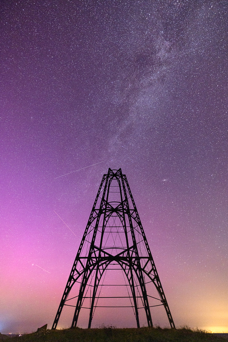 De ijzeren kaap van Texel met noorderlicht 