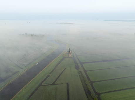 Molen in de mist