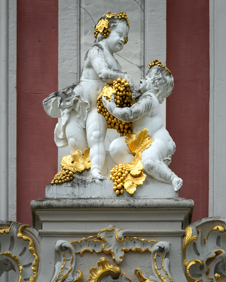 Putti