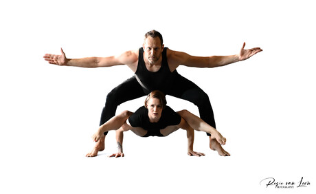 Acroyoga