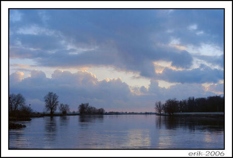 Wolken en water