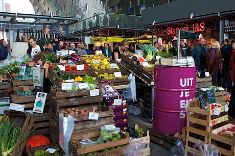 Marktkraam in de Markthal van Roterdam