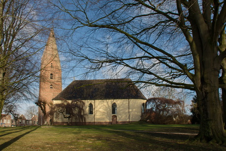 Kerk met Juffertoren te Schildwolde