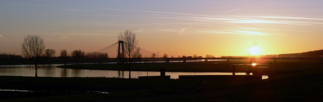 Maasbrug bij Heusden