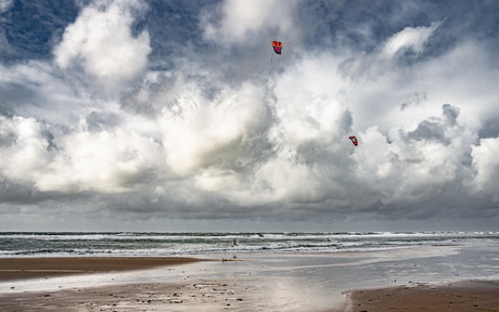 Kitesurfers