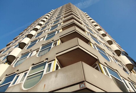 Gebouw op de Blaak in Rotterdam