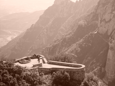 Met zijn 2en alleen in het berglandschap