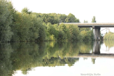 spiegeling in water