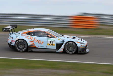 Aston Martin V12 Vantage GT3