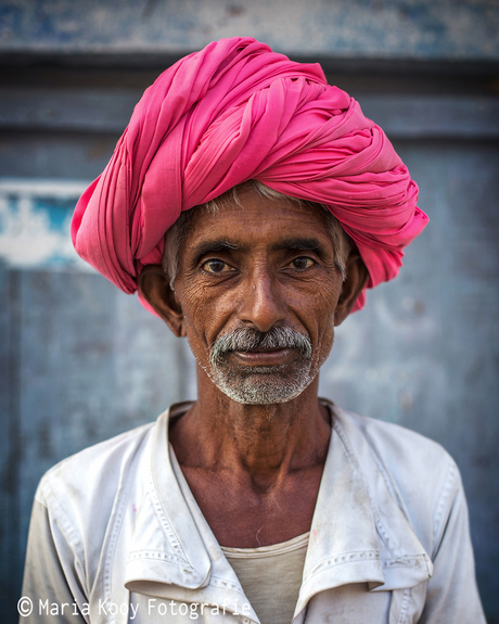 Portret India